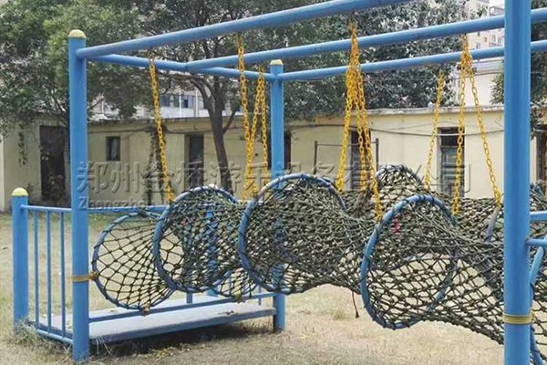 死里逃生_體能樂園