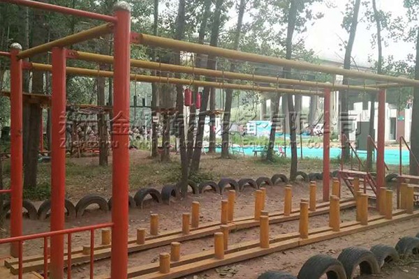叢林穿梭_體能樂(lè)園