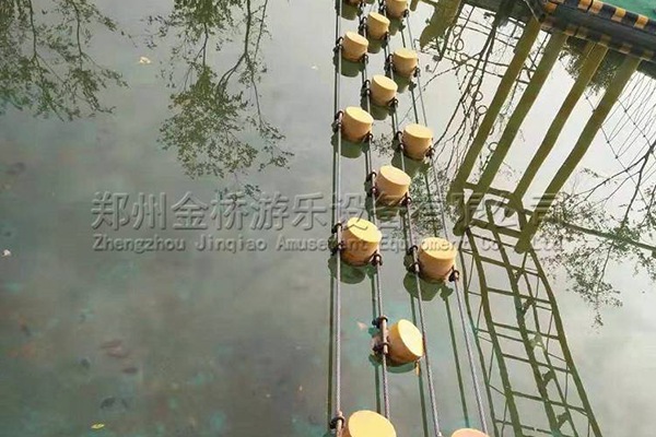 水上拓展項(xiàng)目_體能樂(lè)園