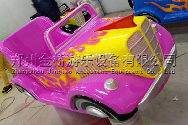 老爺車碰碰車