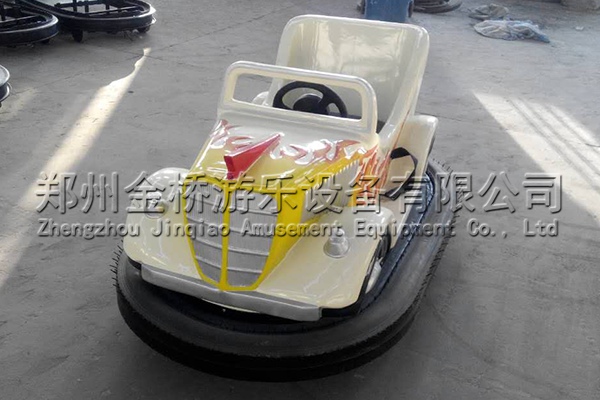 老爺車碰碰車