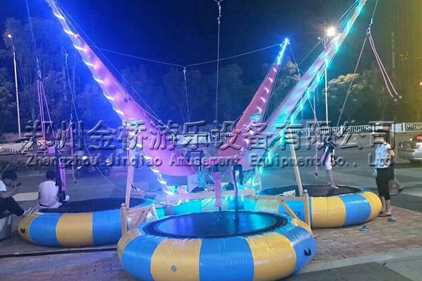 兒童組合蹦極