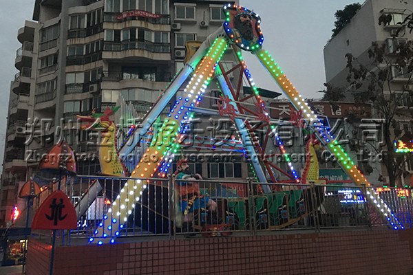 簡易海盜船