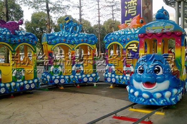 海洋軌道小火車