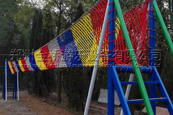 體能樂園