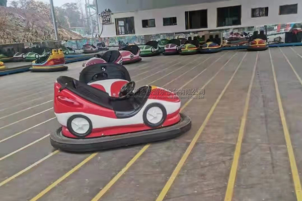 碰碰車設(shè)備